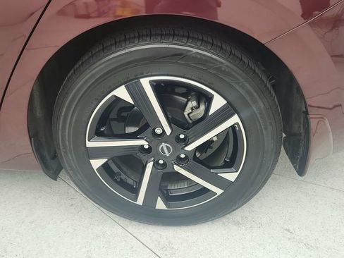 Used 2024 Nissan Sentra SV image 25