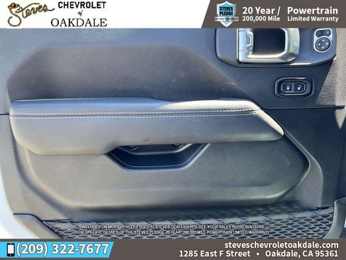 Used 2022 Jeep Wrangler Unlimited Sahara AWD/4WD image 26