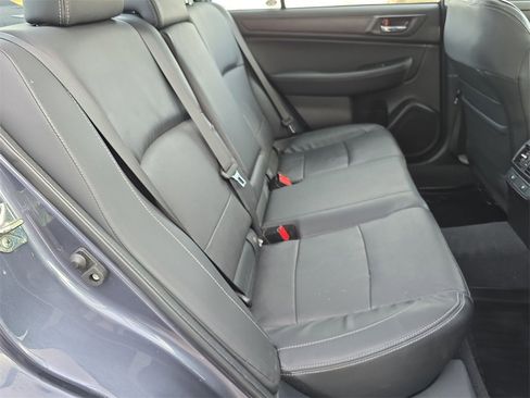 Used 2017 Subaru Legacy 2.5i Limited image 28