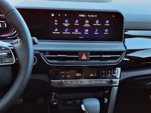 New 2026 Kia Seltos S FWD image 8