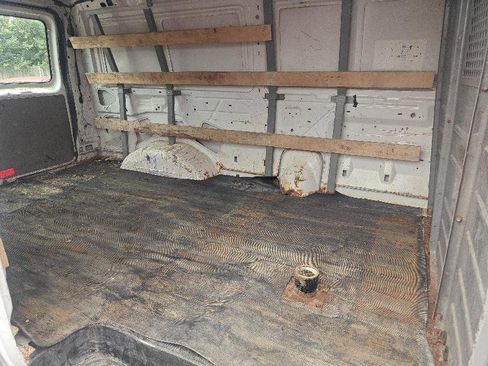 Used 2013 Ford E-250 and Econoline 250 E-250 w/ PWR Group image 9