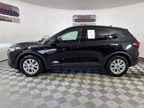 Used 2025 Ford Escape Active FWD image 6