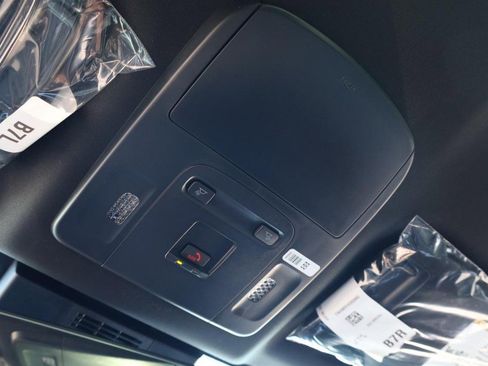 New 2026 Toyota Camry SE AWD/4WD image 16