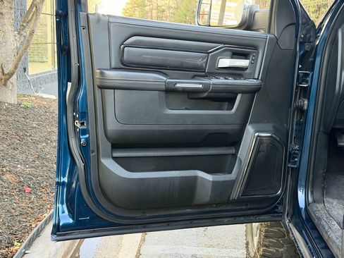 Used 2022 RAM 2500 Limited AWD/4WD image 25