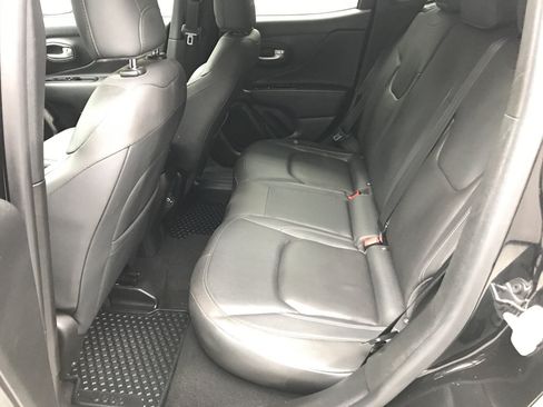 Used 2023 Jeep Renegade Limited AWD/4WD image 14