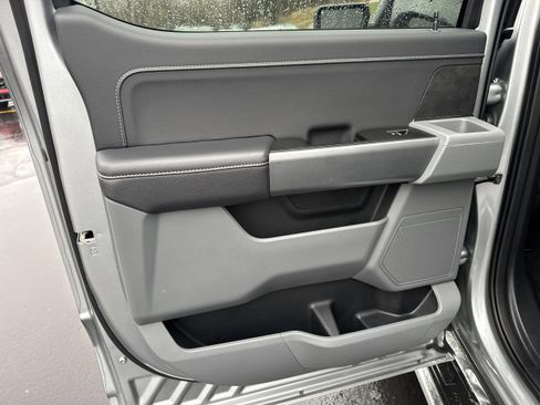 Used 2025 Ford F150 XLT w/ Equipment Group 301A Standard AWD/4WD image 8