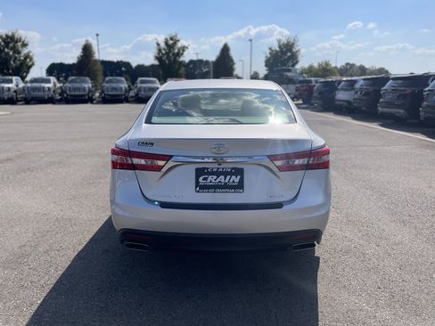 Used 2014 Toyota Avalon XLE image 6