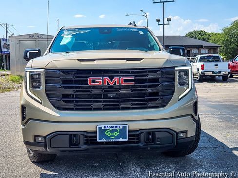 Certified 2022 GMC Sierra 1500 Elevation w/ Elevation Premium Package AWD/4WD image 4