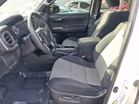 Used 2023 Toyota Tacoma TRD Sport RWD image 12