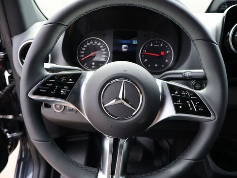 New 2026 Mercedes-Benz Sprinter 2500 image 43