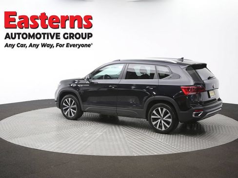 Used 2022 Volkswagen Taos SE AWD/4WD image 59