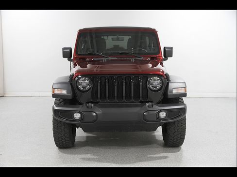 Used 2021 Jeep Wrangler Unlimited Sport AWD/4WD image 2