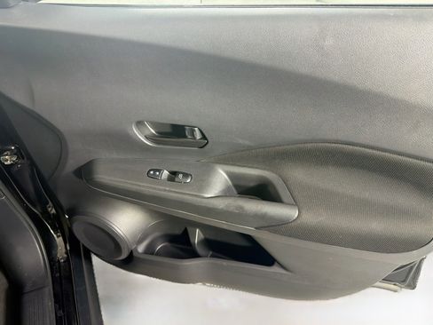 Used 2021 Nissan Kicks S FWD image 29