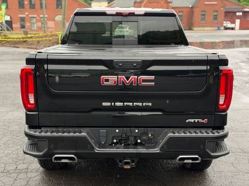 Used 2024 GMC Sierra 1500 AT4 w/ Technology Package AWD/4WD image 6