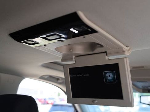 Used 2020 Chevrolet Tahoe Premier RWD image 30