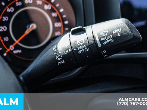 Used 2025 Jeep Wrangler Unlimited Sahara AWD/4WD image 33