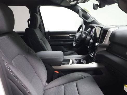 New 2026 RAM 1500 4x4 Crew Cab image 14