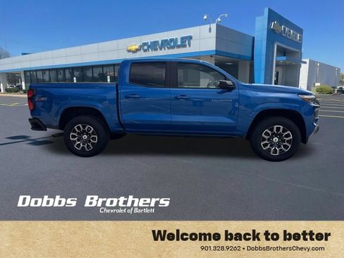 Used 2023 Chevrolet Colorado Z71 w/ Z71 Convenience Package 2 AWD/4WD image 9