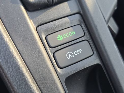 Certified 2025 Honda Accord LX image 7