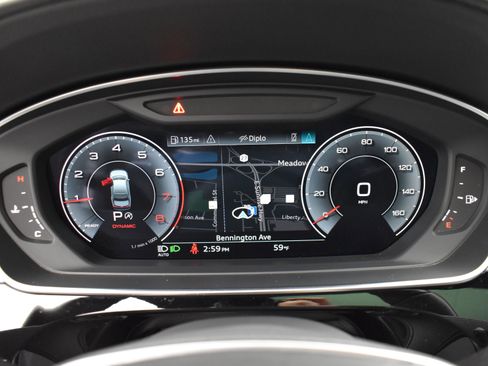 Used 2022 Audi A8 L 3.0T w/ Executive Package image 12