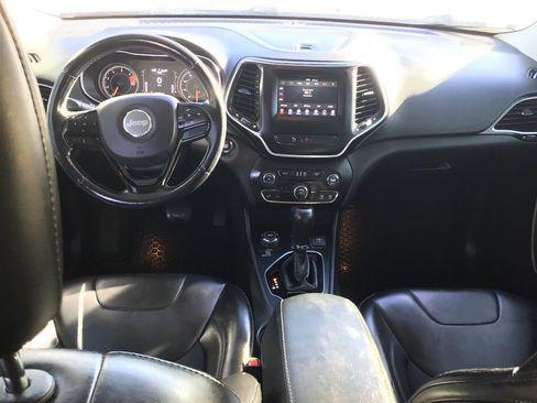 Used 2019 Jeep Cherokee Altitude image 13