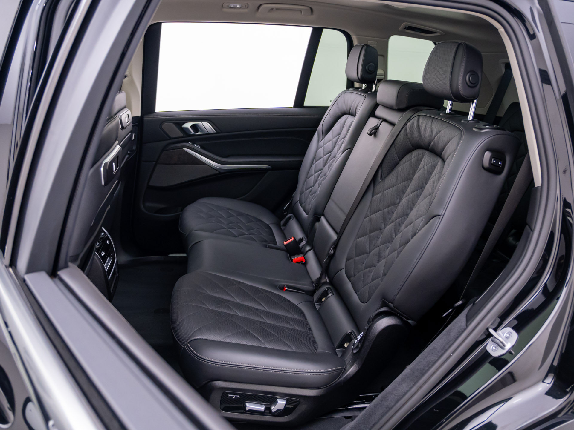 Certified 2026 BMW X7 xDrive40i AWD/4WD image 18