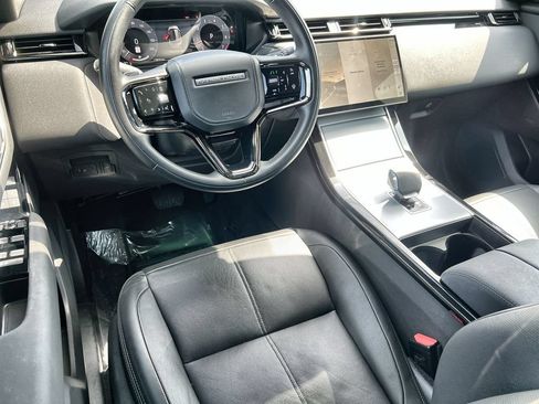Used 2025 Land Rover Range Rover Velar S AWD/4WD image 13