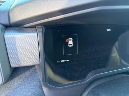 Used 2023 Toyota Sequoia Limited image 6