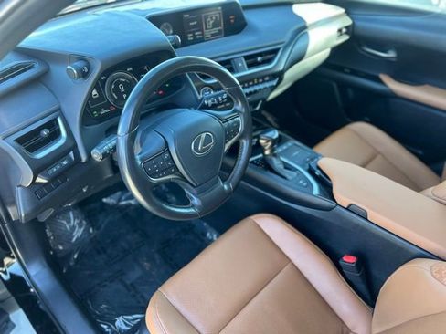 Used 2020 Lexus UX 250h w/ Premium Package AWD/4WD image 14