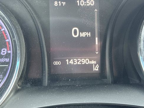 Used 2019 Toyota Camry SE image 26