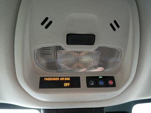 Used 2024 Chevrolet Trax LT w/ Driver Confidence Package image 28