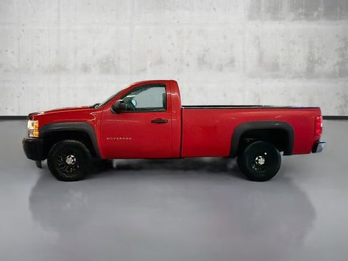 Used 2013 Chevrolet Silverado 1500 W/T image 8