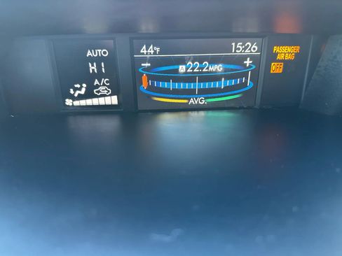 Used 2018 Subaru Forester 2.5i Premium image 19