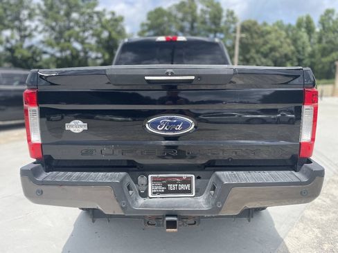 Used 2017 Ford F250 King Ranch w/ FX4 Off-Road Package AWD/4WD image 8