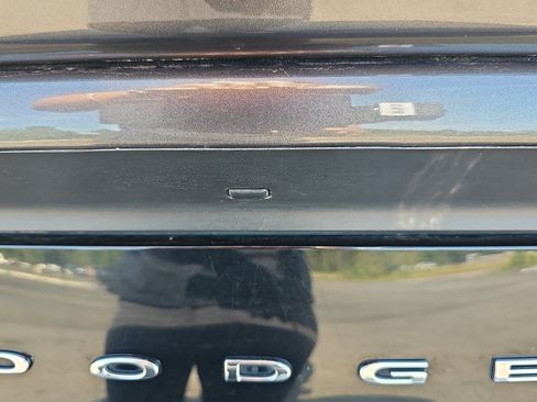 Used 2019 Dodge Challenger SXT RWD image 29