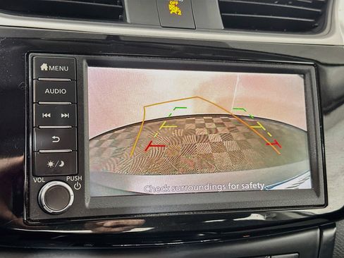 Used 2019 Nissan Sentra SV FWD image 13