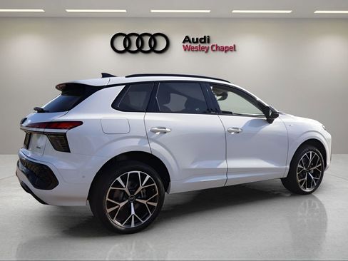 New 2026 Audi Q3 quattro 2.0T image 5