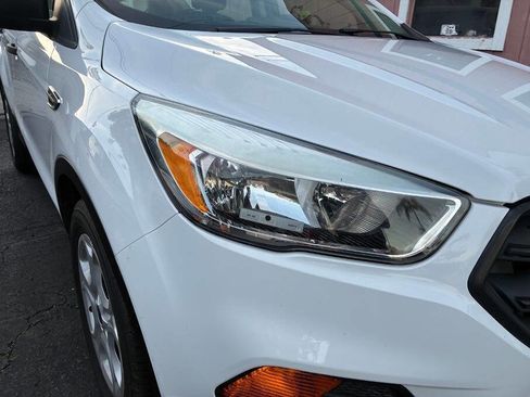 Used 2017 Ford Escape S image 32