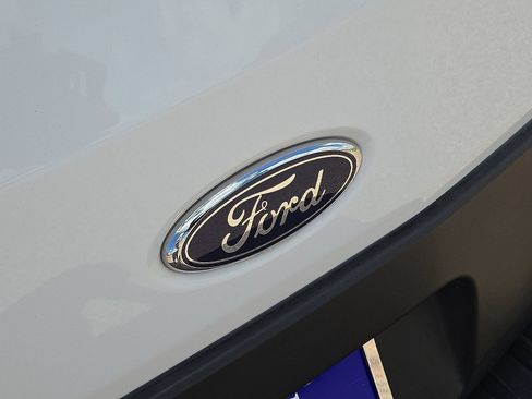 Used 2023 Ford Transit 350 XLT RWD image 13