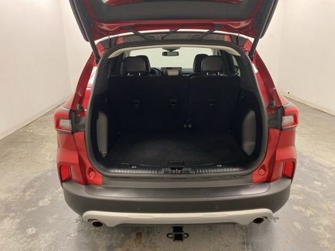 Used 2023 Ford Escape Platinum AWD/4WD image 26