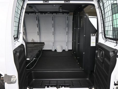 Used 2020 Chevrolet Express 2500 w/ Driver Convenience Package image 13