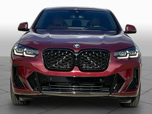Used 2023 BMW X4 xDrive30i w/ M Sport Package AWD/4WD image 3