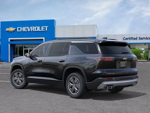 New 2026 Chevrolet Traverse LT image 3