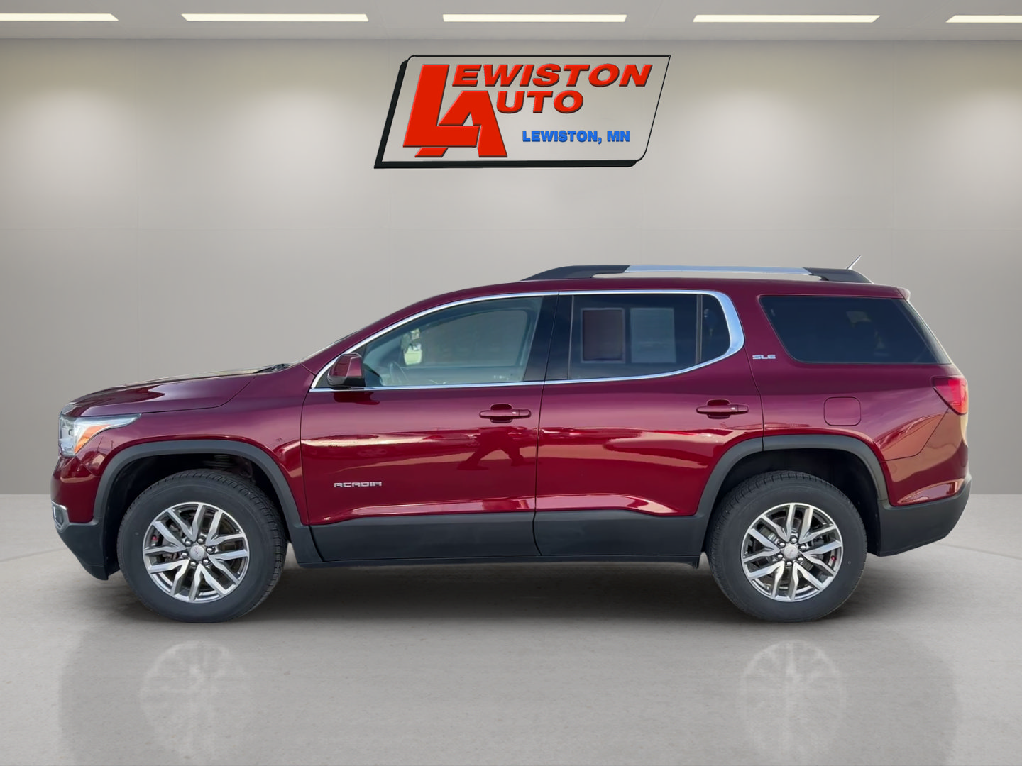 Certified 2018 GMC Acadia SLE AWD/4WD image 2