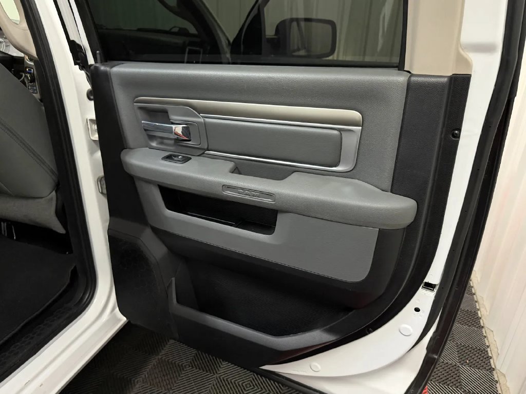 Used 2014 RAM 1500 Big Horn AWD/4WD image 40
