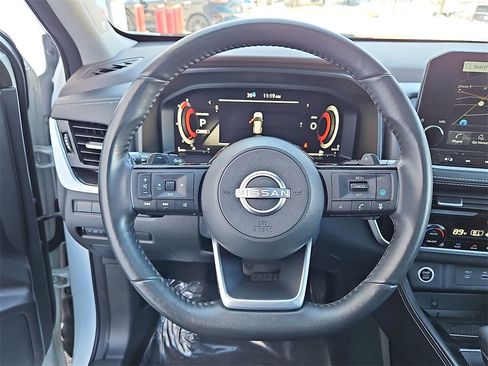 Used 2023 Nissan Rogue Platinum w/ Platinum Premium Package image 23