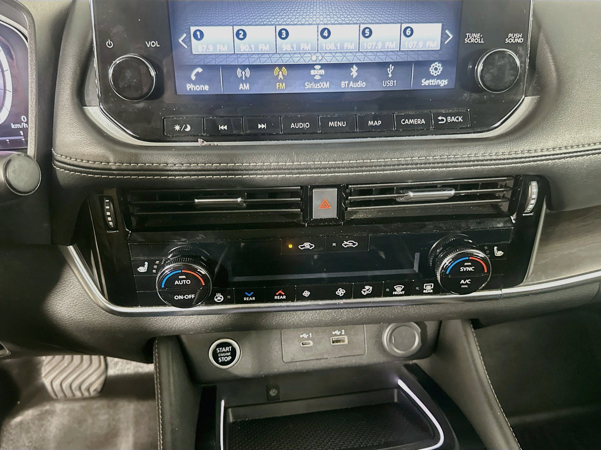 Used 2022 Nissan Rogue Platinum w/ Head-Up Display Package FWD image 23