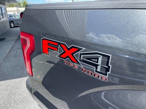 Used 2016 Ford F150 XLT w/ Equipment Group 302A Luxury image 12