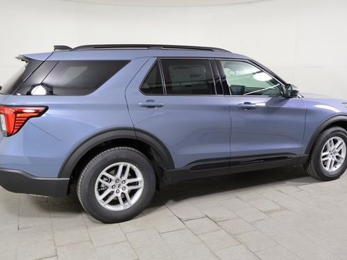 New 2026 Ford Explorer Active image 12