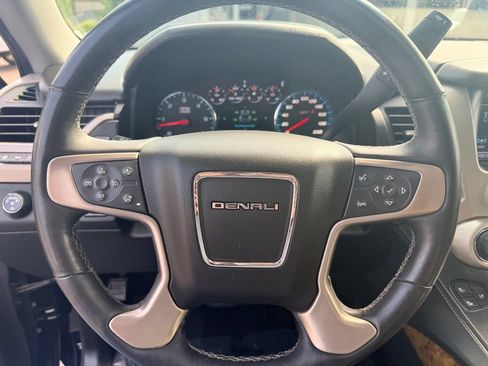 Used 2017 GMC Yukon Denali w/ Open Road Package AWD/4WD image 23